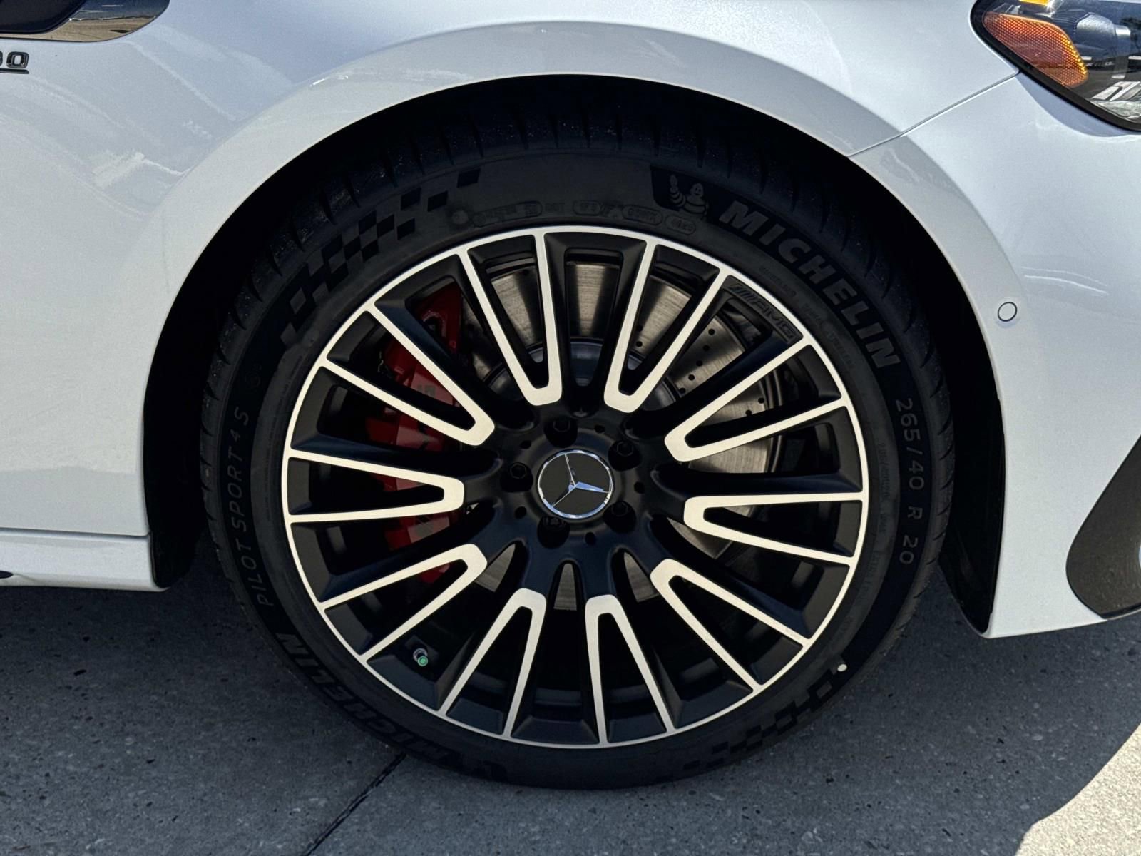 New 2026 Mercedes-Benz E 53 AMG e 4MATIC Sedan image 3