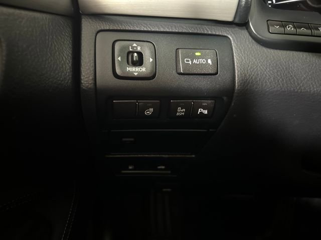 Used 2013 Lexus LS 460 image 6