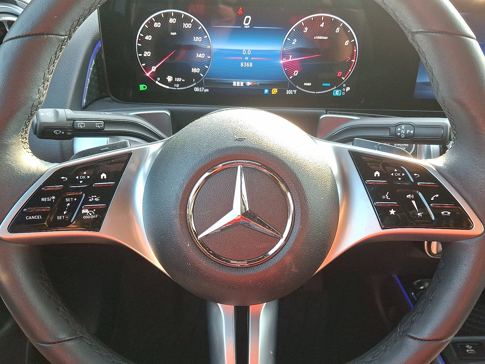 Used 2024 Mercedes-Benz GLB 250 4MATIC image 19