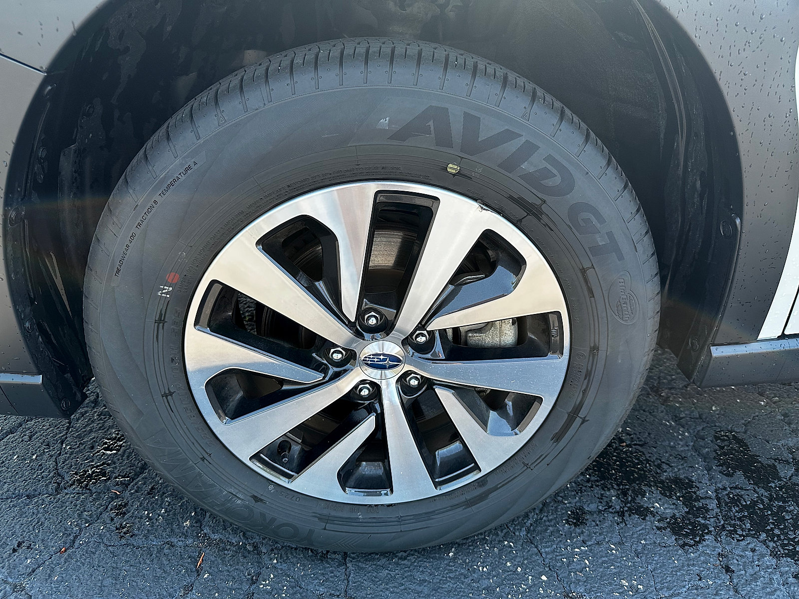 Certified 2025 Subaru Outback Premium AWD/4WD image 9