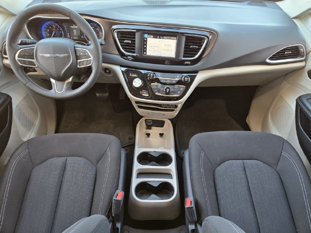 Certified 2023 Chrysler Voyager LX FWD image 25