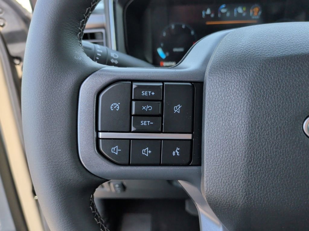 New 2026 Ford F250 Lariat w/ Chrome Package image 19