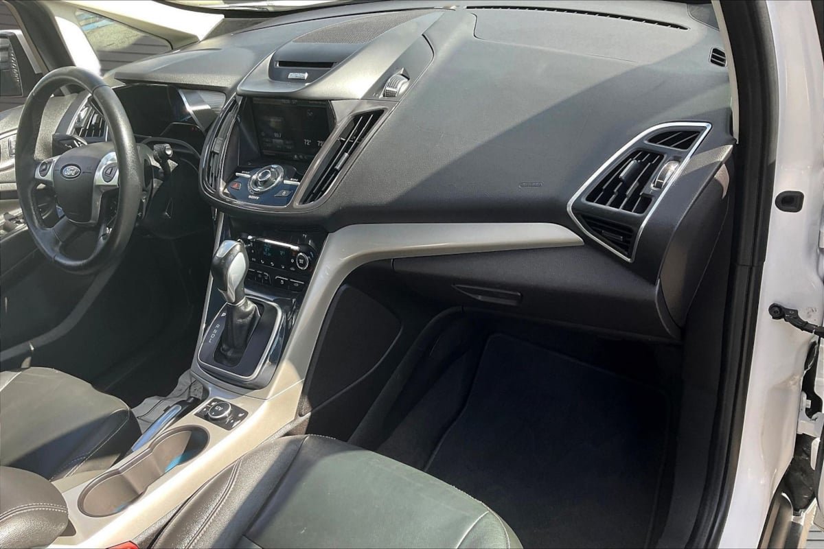 Used 2013 Ford C-MAX Energi FWD image 25