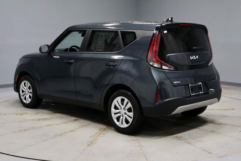 Used 2025 Kia Soul LX image 8