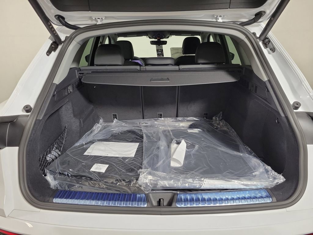 New 2026 Audi Q5 Premium AWD/4WD image 9