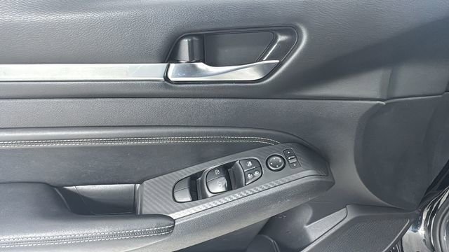 Used 2019 Nissan Altima 2.5 SV image 17