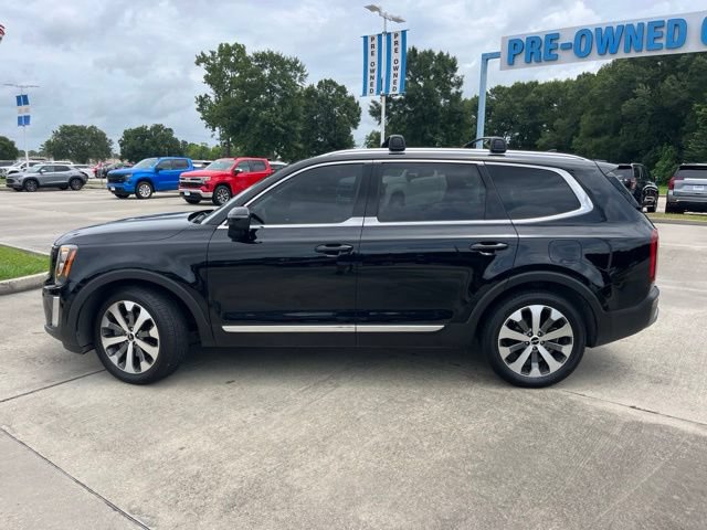 Used 2022 Kia Telluride EX w/ EX Premium Package AWD/4WD image 3