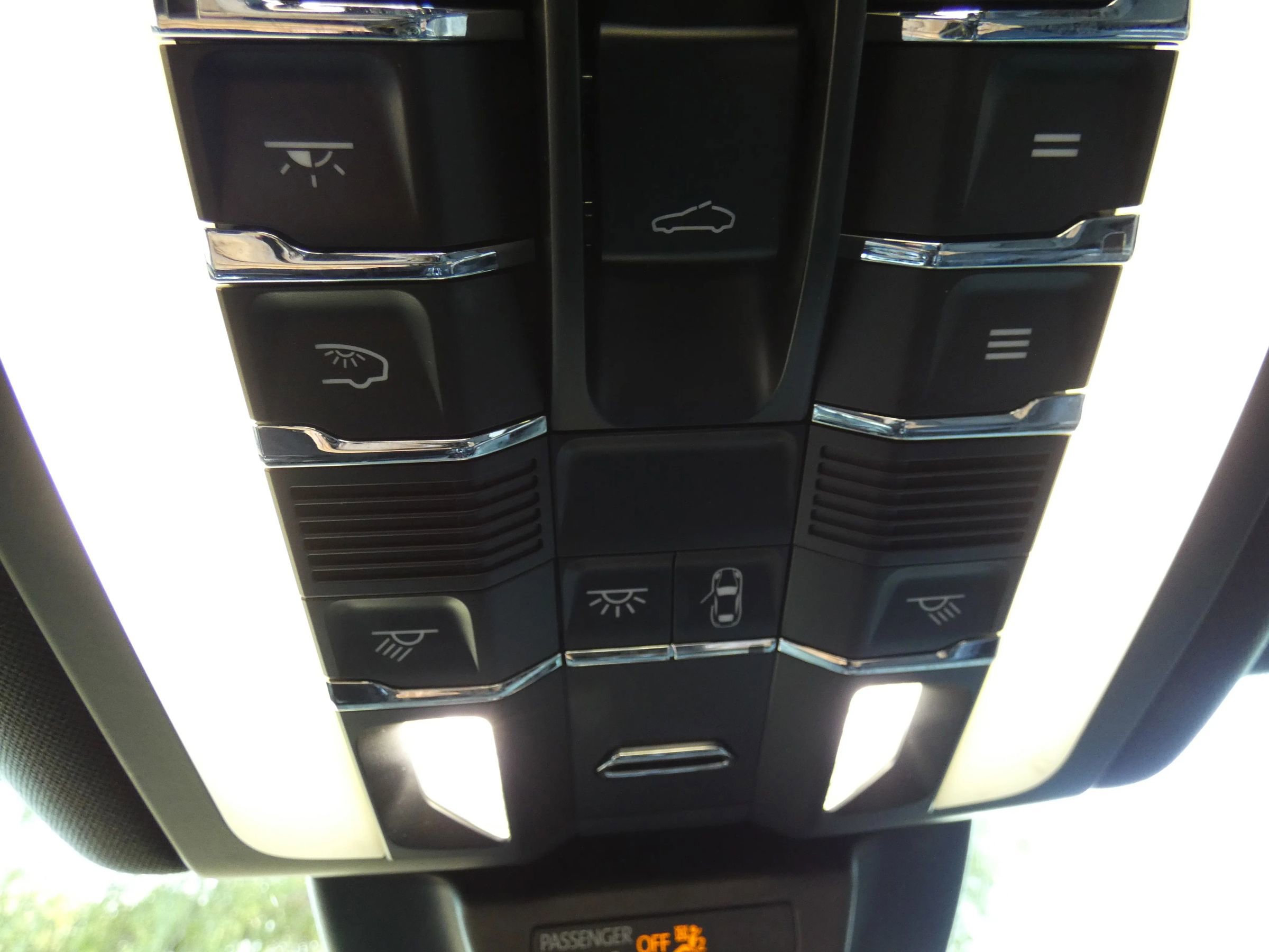 Used 2018 Porsche Macan Sport Edition image 71