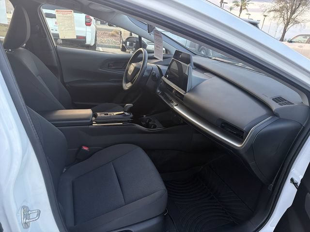 Certified 2025 Toyota Prius LE FWD image 26