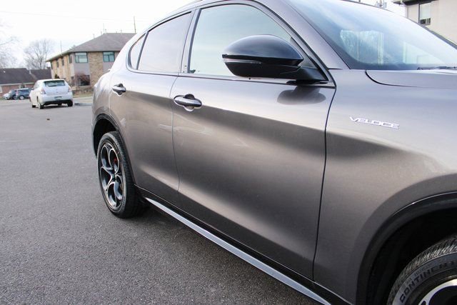 Used 2024 Alfa Romeo Stelvio Veloce image 50