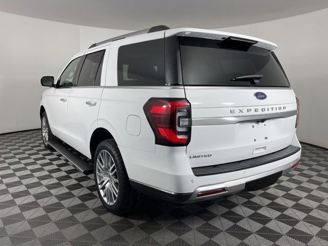 Used 2024 Ford Expedition Limited image 7