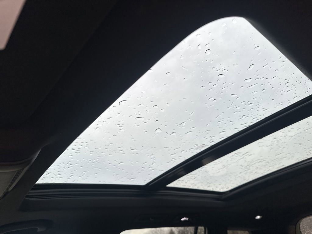 Certified 2025 Cadillac XT6 Sport w/ Technology Package image 31