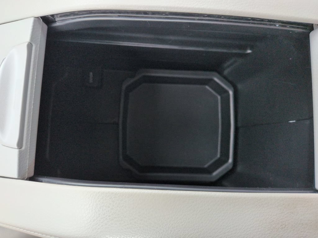 Used 2017 Toyota Highlander Limited AWD/4WD image 26