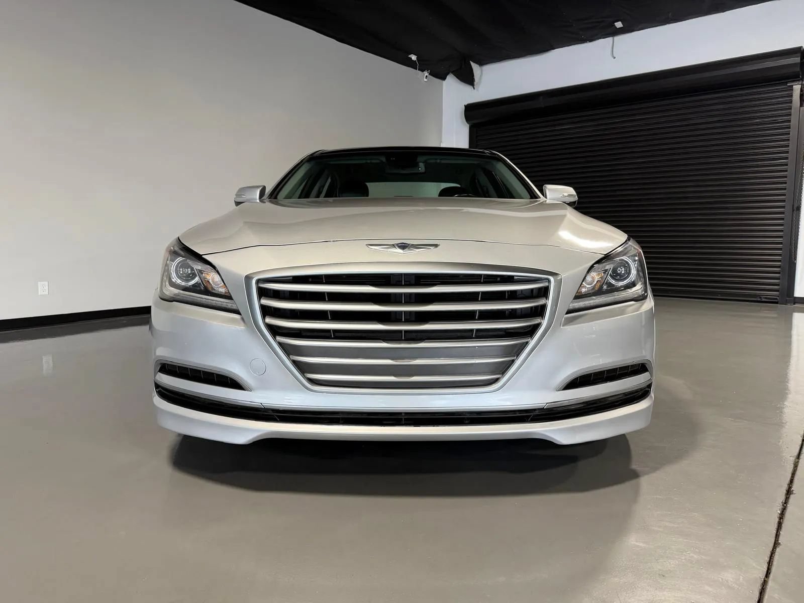 Used 2015 Hyundai Genesis 3.8 w/ Option Group 02 RWD image 2