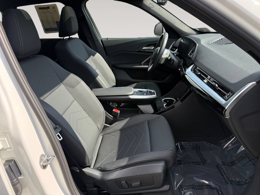 Certified 2023 BMW X1 xDrive28i w/ Convenience Package AWD/4WD image 15