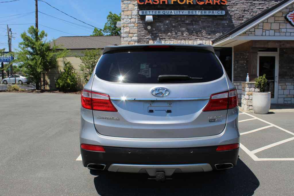 Used 2015 Hyundai Santa Fe Limited w/ Option Group 04 AWD/4WD image 6