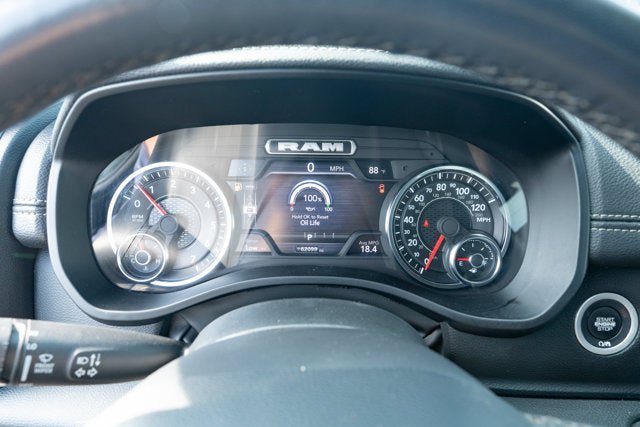 Used 2025 RAM 1500 Laramie AWD/4WD image 20