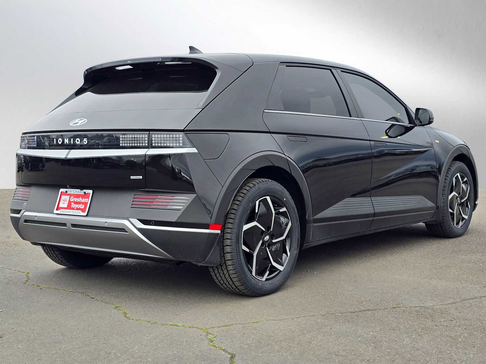 Used 2023 Hyundai Ioniq 5 SEL image 3