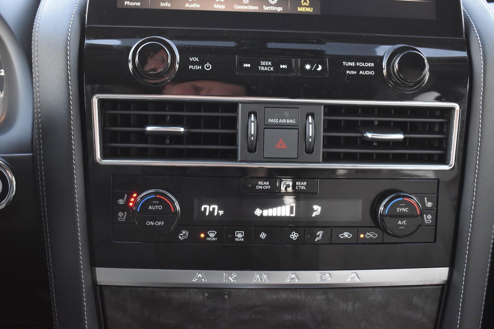 Certified 2024 Nissan Armada Platinum w/ Captain's Chairs Package image 33