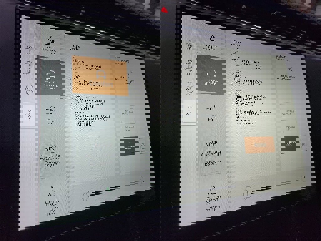 New 2025 Land Rover Range Rover Sport SE image 34