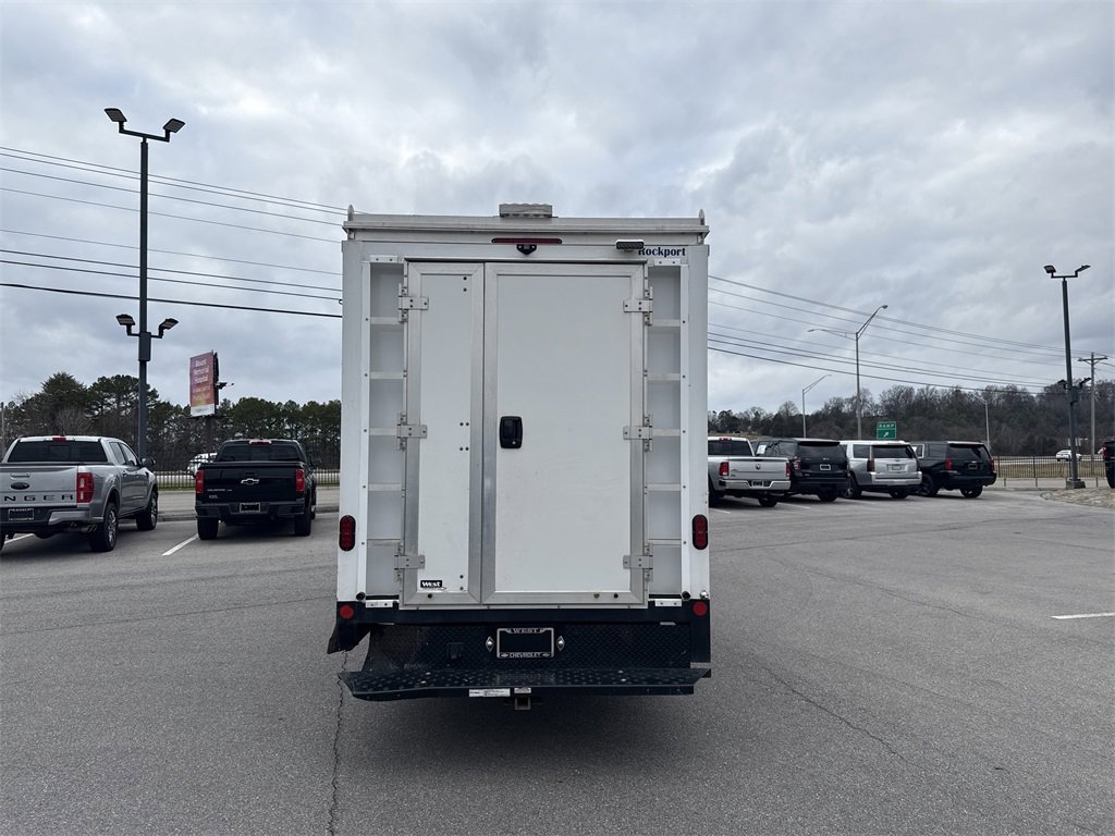 Used 2023 Chevrolet Express 3500 w/ Power Convenience Package image 4