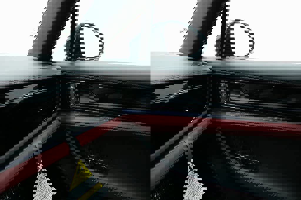 New 2025 Porsche Panamera 4 image 24