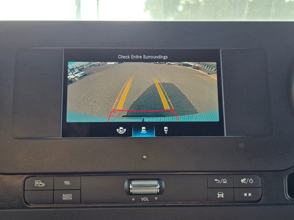 Used 2024 Mercedes-Benz Sprinter 2500 image 29