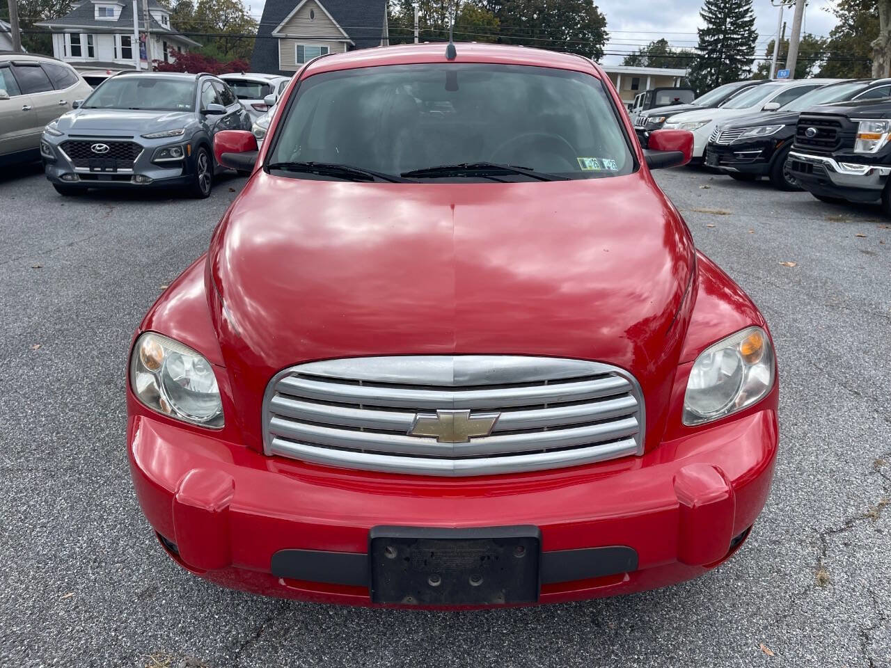 Used 2011 Chevrolet HHR LT image 9