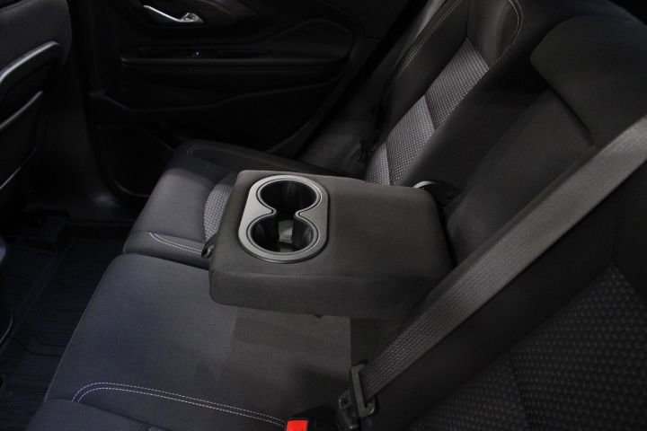 Certified 2022 GMC Terrain SLE w/ Driver Convenience Package image 54