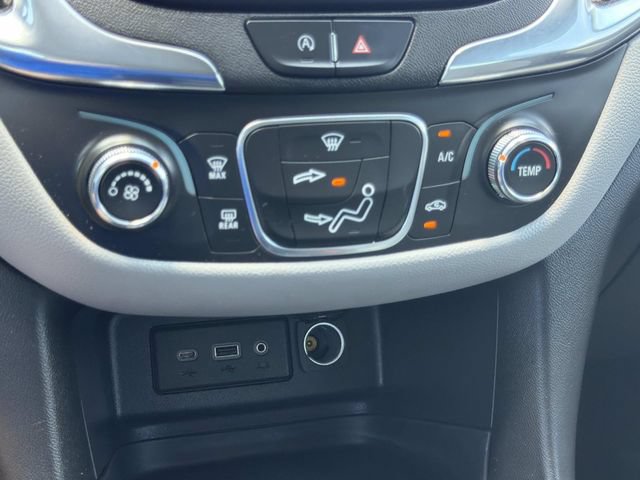 Used 2023 Chevrolet Equinox LS FWD image 30