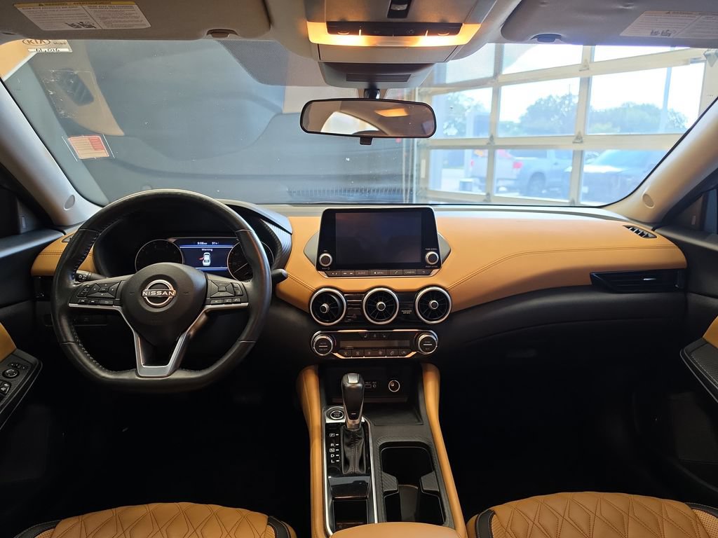 Used 2024 Nissan Sentra SV w/ SV Premium Package FWD image 18