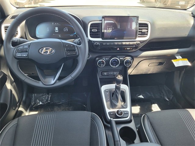 New 2025 Hyundai Venue Limited image 7