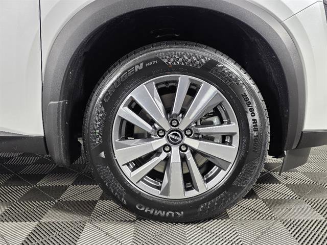 New 2026 Nissan Pathfinder SL AWD/4WD image 12