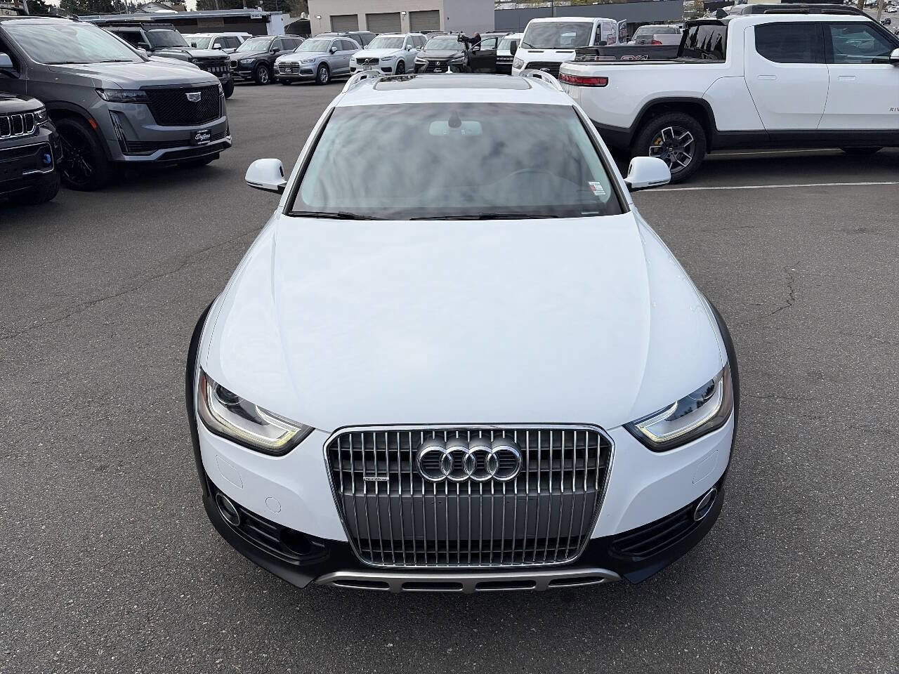 Used 2013 Audi A4 Prestige w/ Prestige Pkg image 16