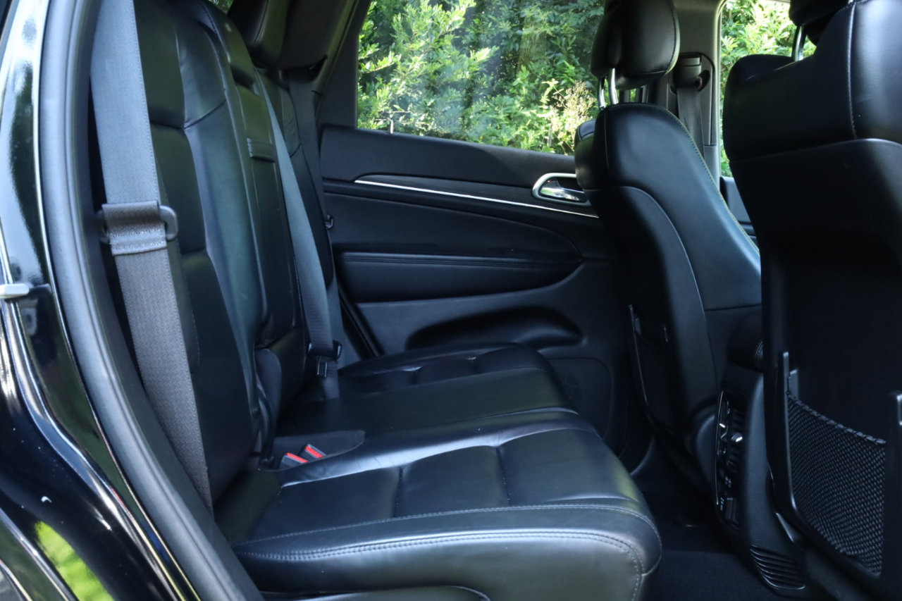 Used 2021 Jeep Grand Cherokee Limited image 36