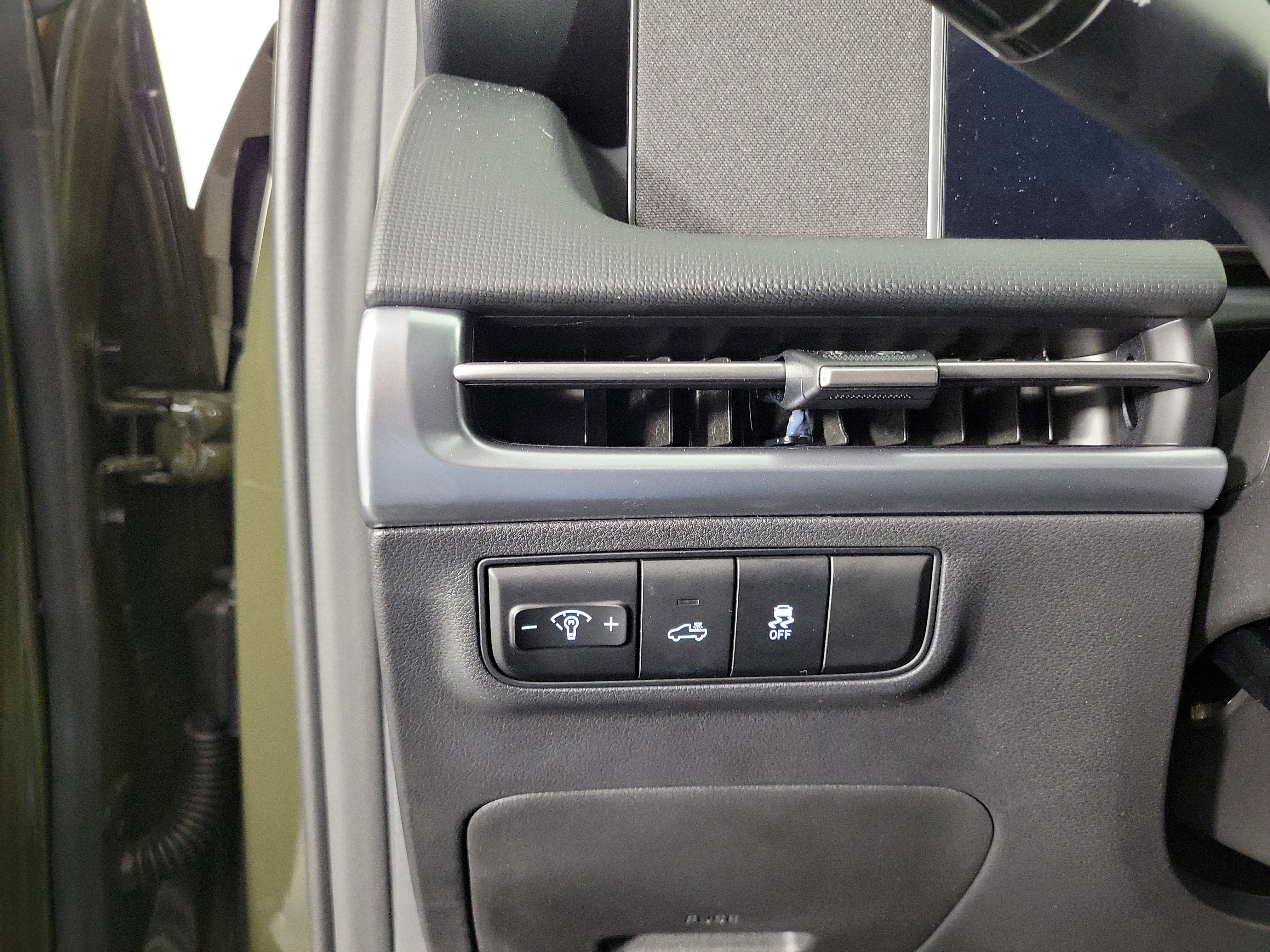 New 2025 Hyundai Santa Cruz SEL image 23