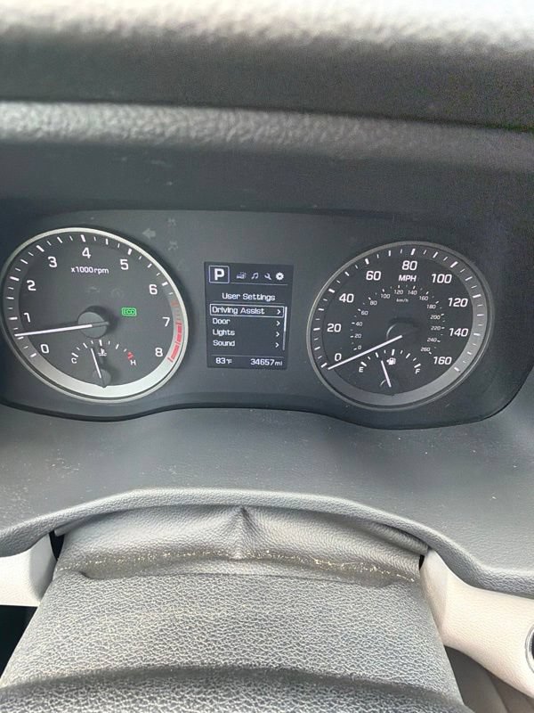 Used 2018 Hyundai Tucson Sport w/ Cargo Package AWD/4WD image 22