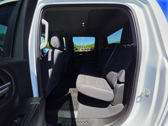 Used 2025 Chevrolet Silverado 1500 Custom Trail Boss w/ Dark Appearance Package AWD/4WD image 23