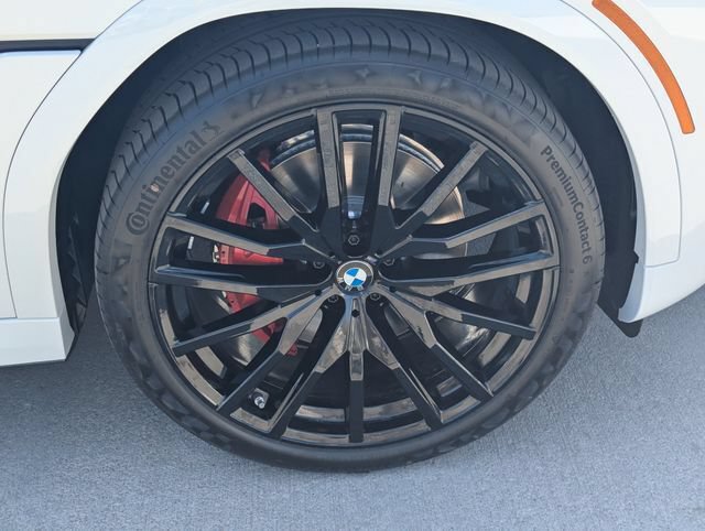 New 2027 BMW X6 xDrive40i w/ Executive Package AWD/4WD image 11