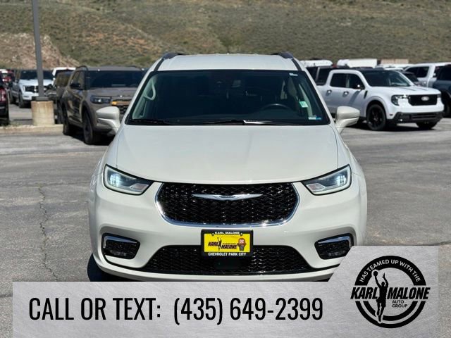 Used 2021 Chrysler Pacifica Touring-L w/ Premium & Safety Sphere Group FWD image 8