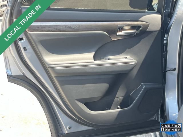Used 2021 Toyota Highlander Platinum AWD/4WD image 19