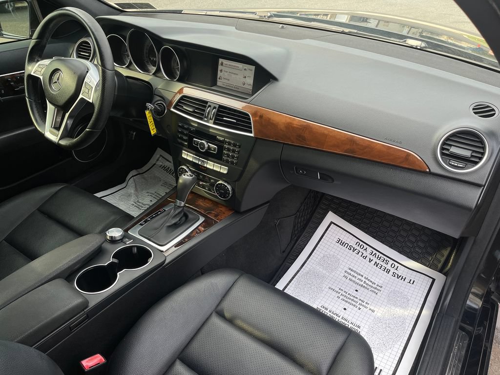 Used 2013 Mercedes-Benz C 300 4MATIC Sedan image 17
