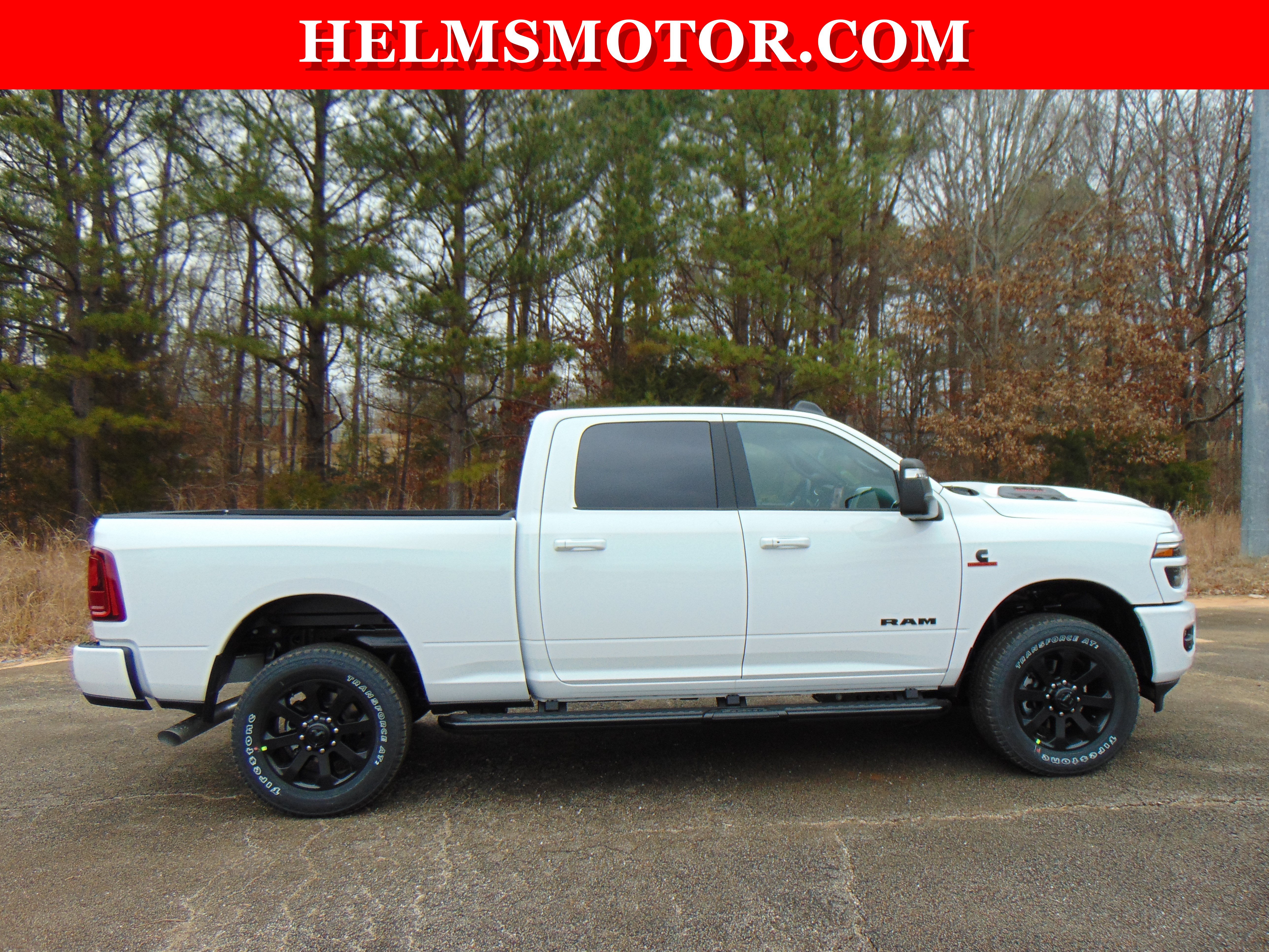 New 2026 RAM 2500 Laramie AWD/4WD image 12