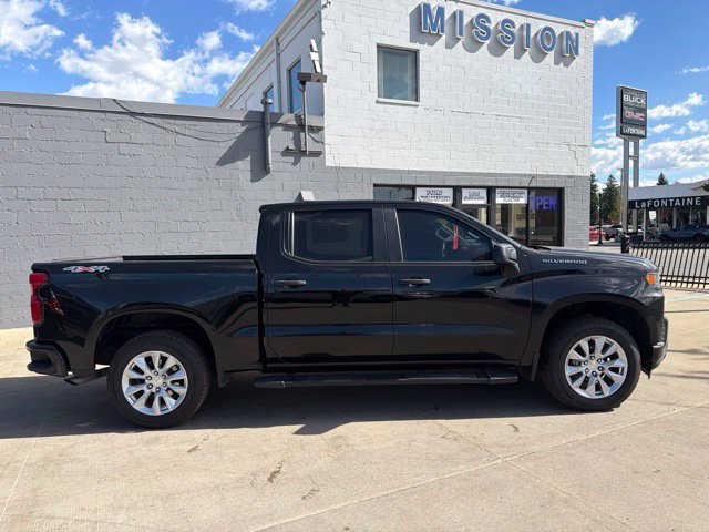Used 2021 Chevrolet Silverado 1500 Custom AWD/4WD image 9