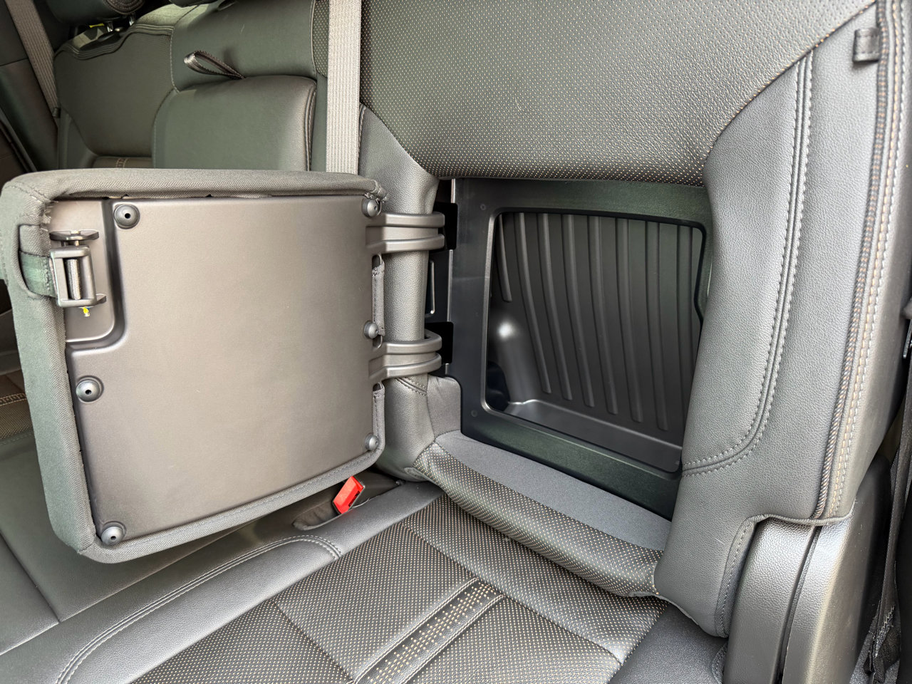Used 2025 Chevrolet Silverado 2500 High Country w/ Technology Package image 18