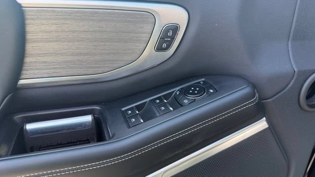 Used 2025 Ford Expedition Max Platinum AWD/4WD image 10