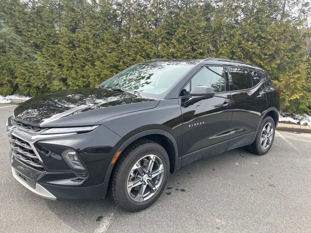 Used 2024 Chevrolet Blazer LT w/ Convenience Package image 4