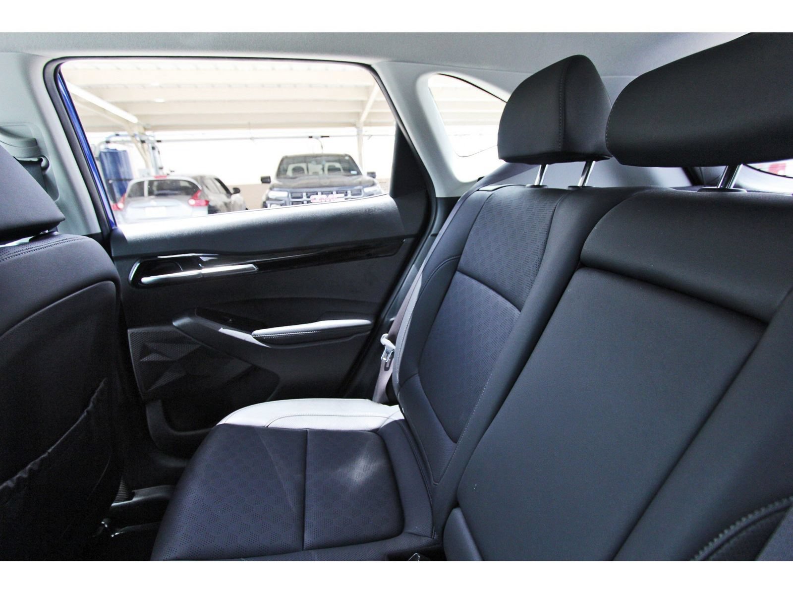 Used 2023 Kia Seltos SX AWD/4WD image 14
