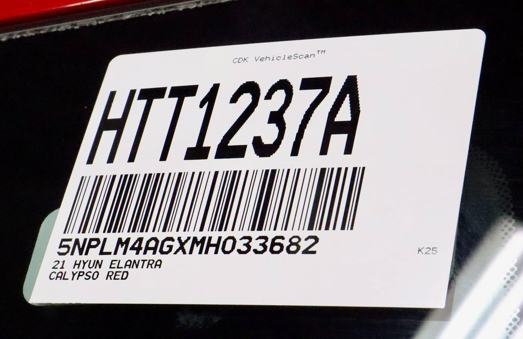 Used 2021 Hyundai Elantra SEL image 32