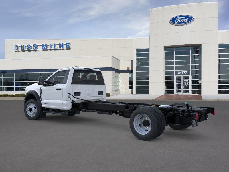 New 2025 Ford F550 2WD Regular Cab Super Duty image 4